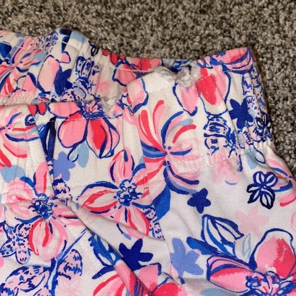 Lilly Pulitzer Kylar Knit Short Size M Resort White Party Like a Lobstar - Picture 7 of 9